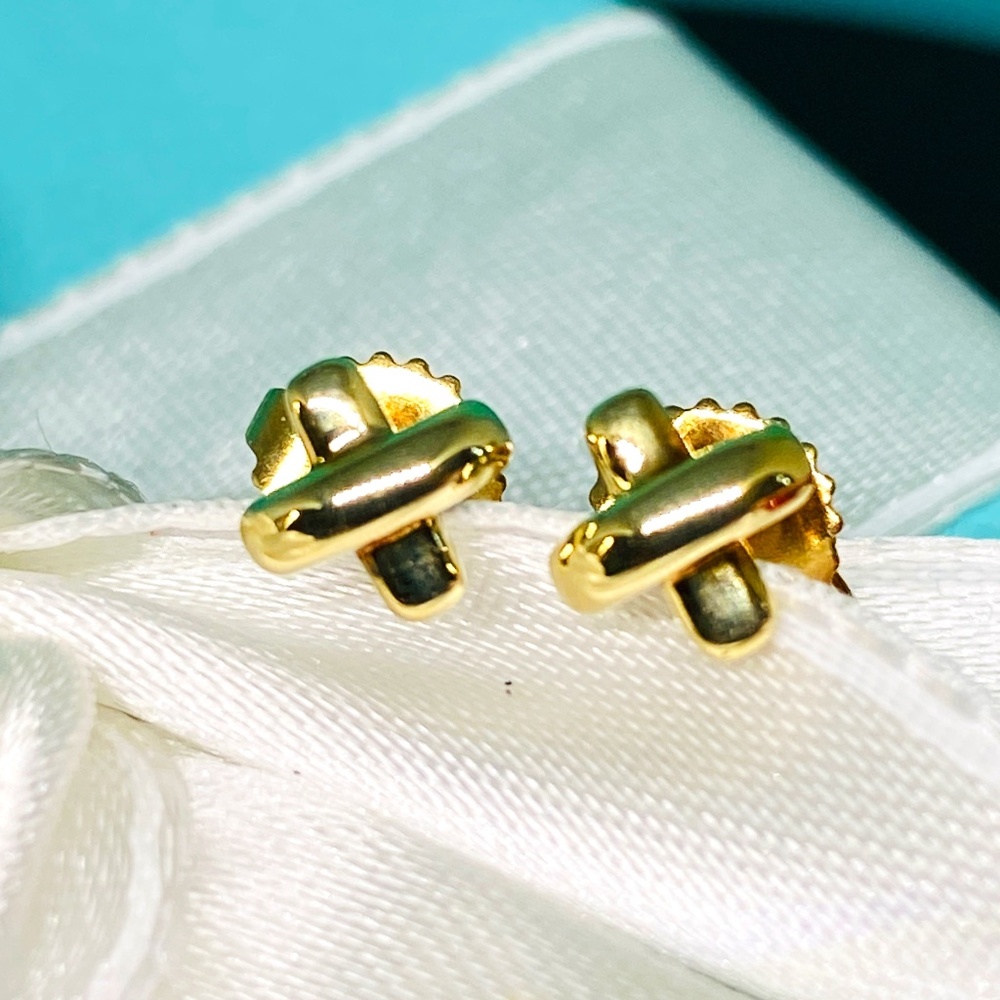 Tiffany & Co. Cross Stitch Earrings Yellow Gold 18K 750 X mini Stud nice